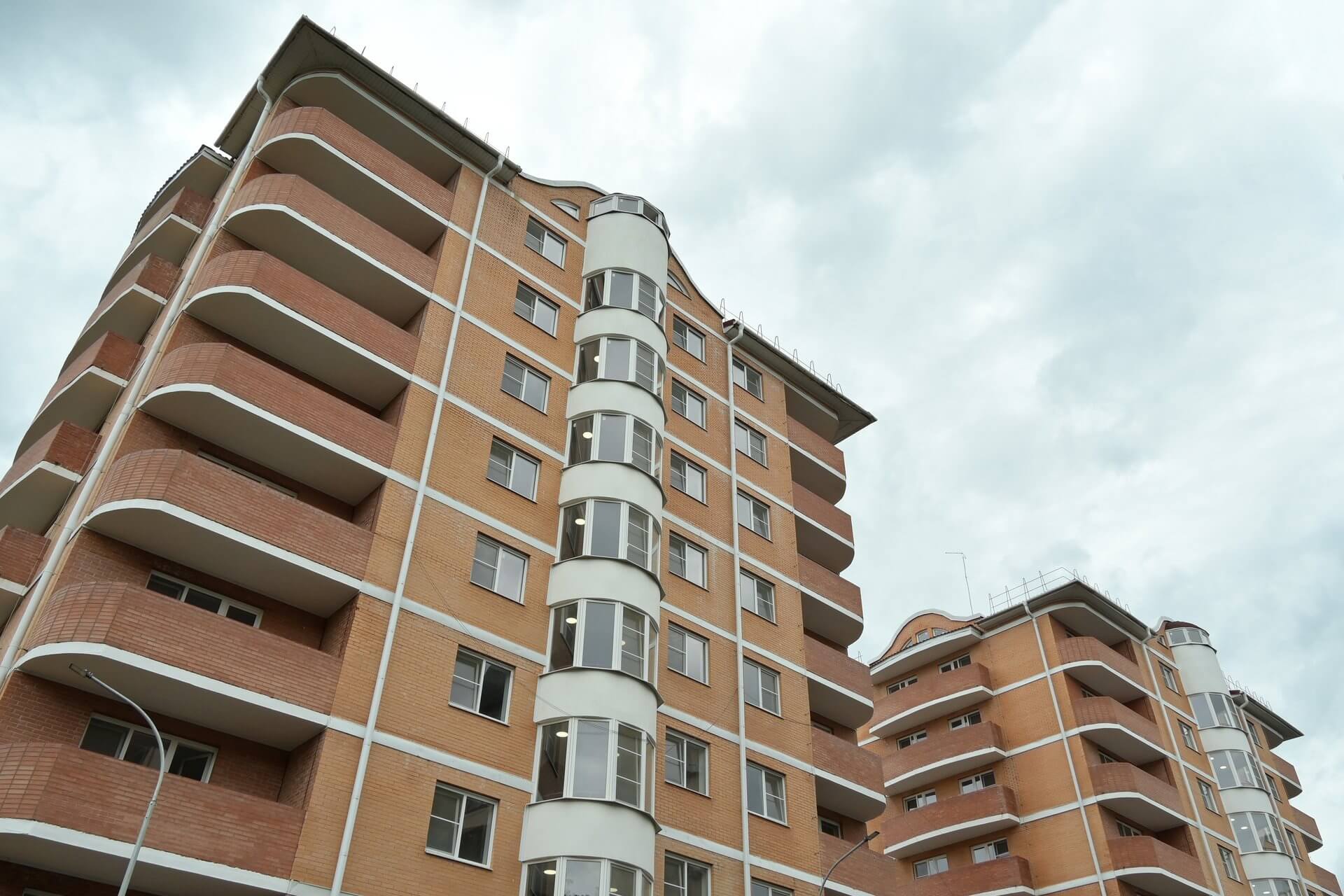 На фото здание Сочи