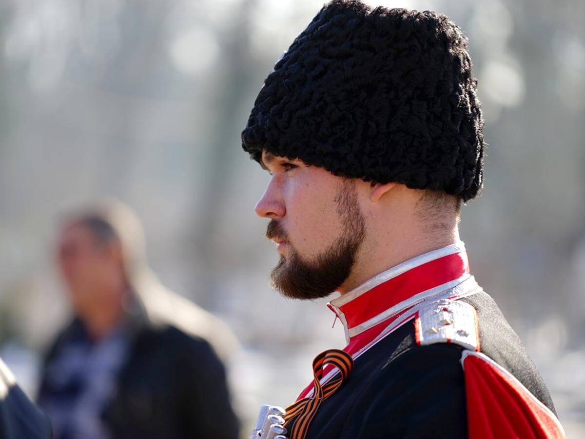 На фото сочинский казак